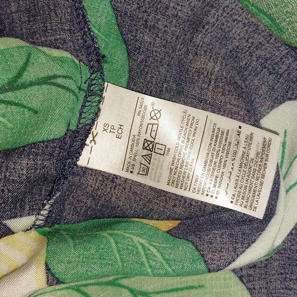 Blue Floral Lemon Print Off the Shoulder Top Old Navy XS Extra Small - Picture 5 of 6